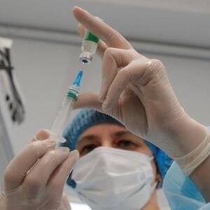 В Украине прививки от коронавируса получили более 14 млн человек