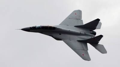 Российские истребители сопроводили французские военные самолеты над Черным морем