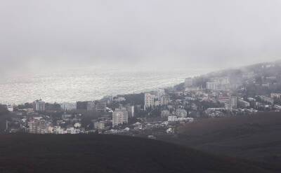Крым накроет непроглядный туман и ливень