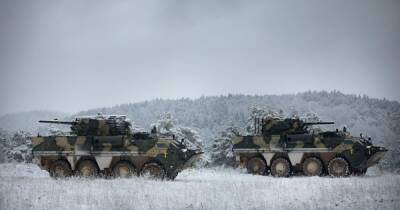 Не допустить прорыва. Украинские бойцы блокировали противника на учениях Combat Resolve (видео)