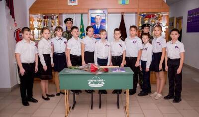 «Парты героев» в российских школах нравятся не всем ученикам и их родителям