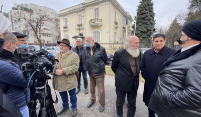 В Бухаресте прошла встреча журналистов незаконно закрытых телеканалов с представителями украинской диаспоры и рассказали о давлении на свободу слова