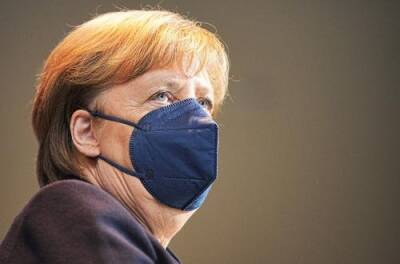 Bild: в первый день на пенсии Меркель рано утром отправилась в свой новый офис