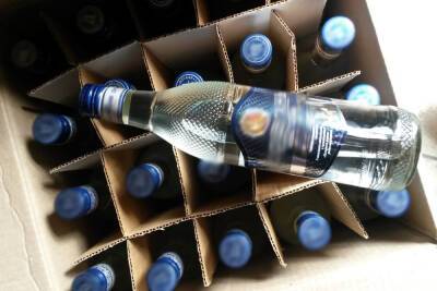 В Тамбовской области изъяли более 15 тысяч единиц контрафактного алкоголя