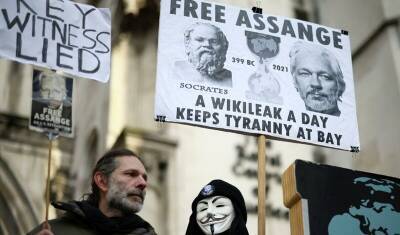 Международная федерация журналистов осудила решение лондонского суда по делу Ассанжа