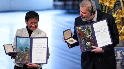 Муратову вручили Нобелевскую премию мира за 2021 год