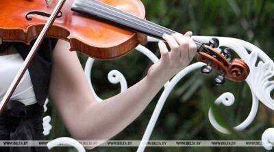 Белорусская скрипачка Яна Вайтехович заняла первое место на Дельфийских играх СНГ