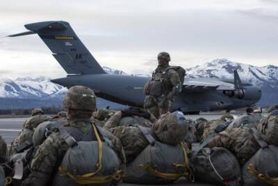 Командование Сухопутных сил США намеренно окружить Россию стандартными арктическими бригадами