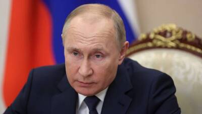 В Кремле прокомментировали жесткий ответ Путина Сокурову