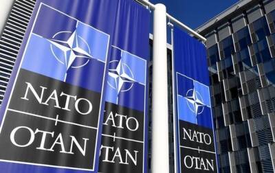 РФ требует отозвать обещание НАТО Украине и Грузии
