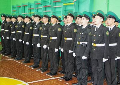 В курганской школе №23 прошло торжественное посвящение в кадеты