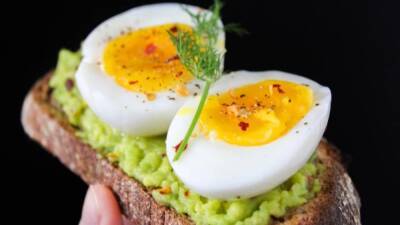 Диетолог Риццо объяснила пользу употребления яиц для желающих похудеть