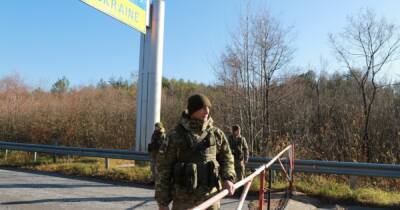Пентагон вновь углядел скопление российских войск у границ Украины