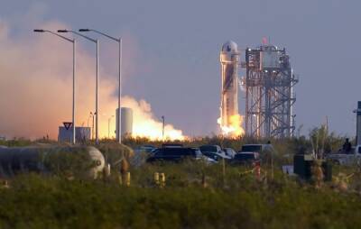 Ракета New Shepard отправится в суборбитальный полет с туристами на борту