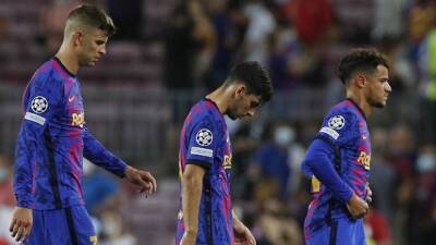 «Барселона» может расстаться с ведущими игроками из-за убытков от вылета из ЛЧ