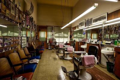 В трех парикмахерских Улан-Удэ нашли нарушения антиковидного режима