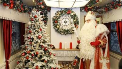 Завтра, 12 декабря, через станцию Кунгур проследует сказочный поезд Деда Мороза из Великого Устюга