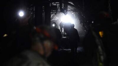 Три человека пострадали в результате ЧП на шахте в Кузбассе