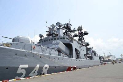 Возвращающийся с военных учений корабль ТОФ «Адмирал Пантелеев» совершил заход на Филиппины