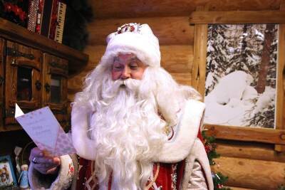 Жители Гродно смогут поздравить Деда Мороза с днем рождения