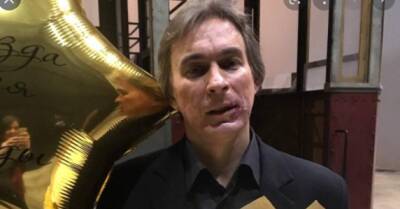 Российский оперный певец порвал рот во время спектакля