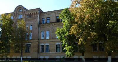 "Расстрел" в черкасском колледже: уволенный педагог заявил - его буллил директор
