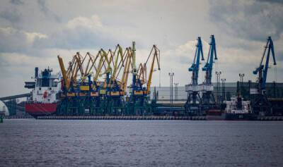 Рижский порт активно теряет грузы, но панику там не наводят - lv.baltnews.com - Латвия - Рига