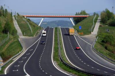 Можно будет ехать 130 км в час: в Украине появится новая дорога
