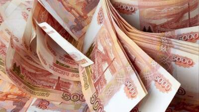 Кабмин выделил около 14 миллиардов рублей на выплаты малообеспеченным семьям