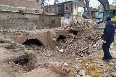 Древние катакомбы нашли в Ростове под снесенным домом XIX века на Суворова в декабре