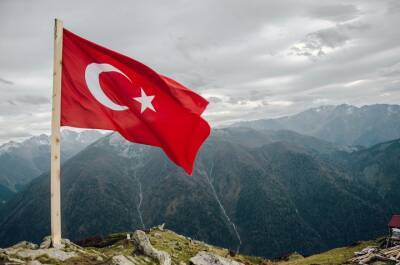 Первый в мире дрон с лазерным оружием успешно испытали в Турции