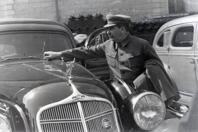 Что сделали с шофером машины, которая столкнулась с автомобилем Сталина в Сталинграде - Русская семерка