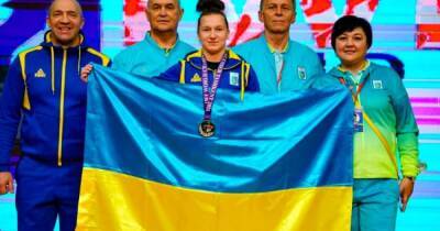 Украинская спортсменка стала чемпионкой мира по тяжелой атлетике