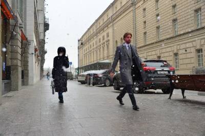 «Желтый» уровень опасности из-за гололедицы продлили в Москве до 13 декабря