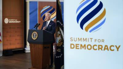 Сбор союзников против противников: чем завершился саммит США в поддержку демократии