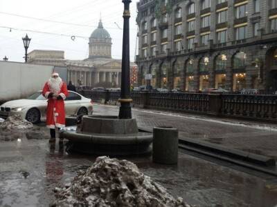 Петербуржцам пообещали снег с дождем и -2 градуса