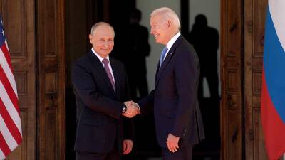 Песков рассказал о тоне переговоров Путина и Байдена