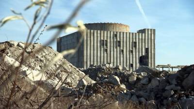 В Крыму сносят недостроенное здание АЭС