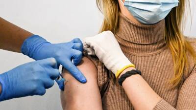 В Орле продолжается мобильная вакцинация населения от COVID-19