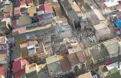 Число погибших при взрыве газа в сицилийском городе достигло трех - interfax.ru - Москва - Сицилия