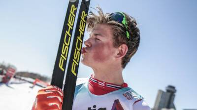 Норвежские лыжники взяли золото и серебро в гонке с раздельным стартом на этапе КМ в Давосе