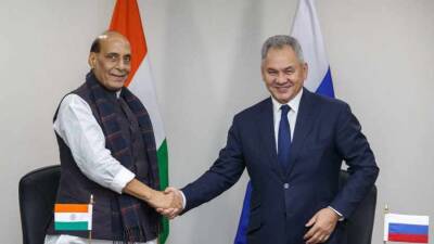Шойгу: военное сотрудничество России и Индии имеет хорошие перспективы