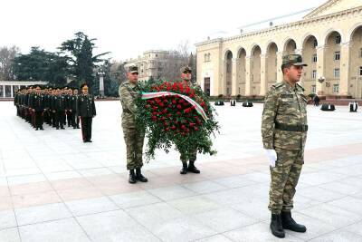 Гейдар Алиев - Закир Гасанов - В азербайджанской армии проведен ряд мероприятий по случаю Дня памяти общенационального лидера Гейдара Алиева (ФОТО/ВИДЕО) - trend.az - Азербайджан