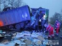 На Николаевщине столкнулось два грузовика &#8211; есть погибший