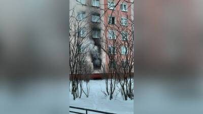 Спасатели ликвидировали возгорание в трехкомнатной квартире на проспекте Ветеранов