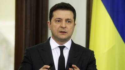 Зеленский попросил уволить замглавы МВД Украины
