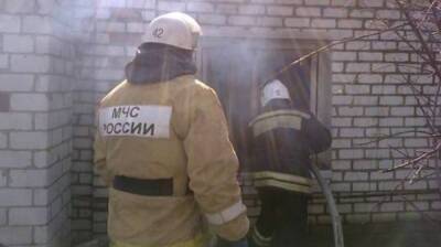 Труп мужчины нашли в охваченном огнём доме в Воронежской области
