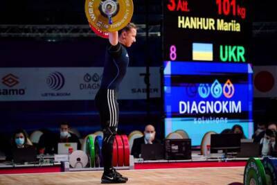 Украинка завоевала «золото» ЧМ по тяжелой атлетике