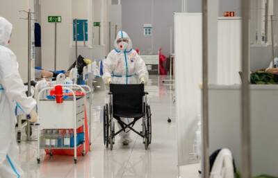 Главврач столичной больницы назвала самые распространенные штаммы коронавируса в Москве