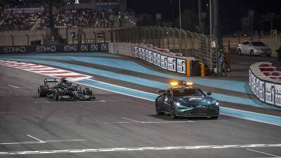 Mercedes обжалует решение FIA отклонить протест из-за победы Ферстаппена